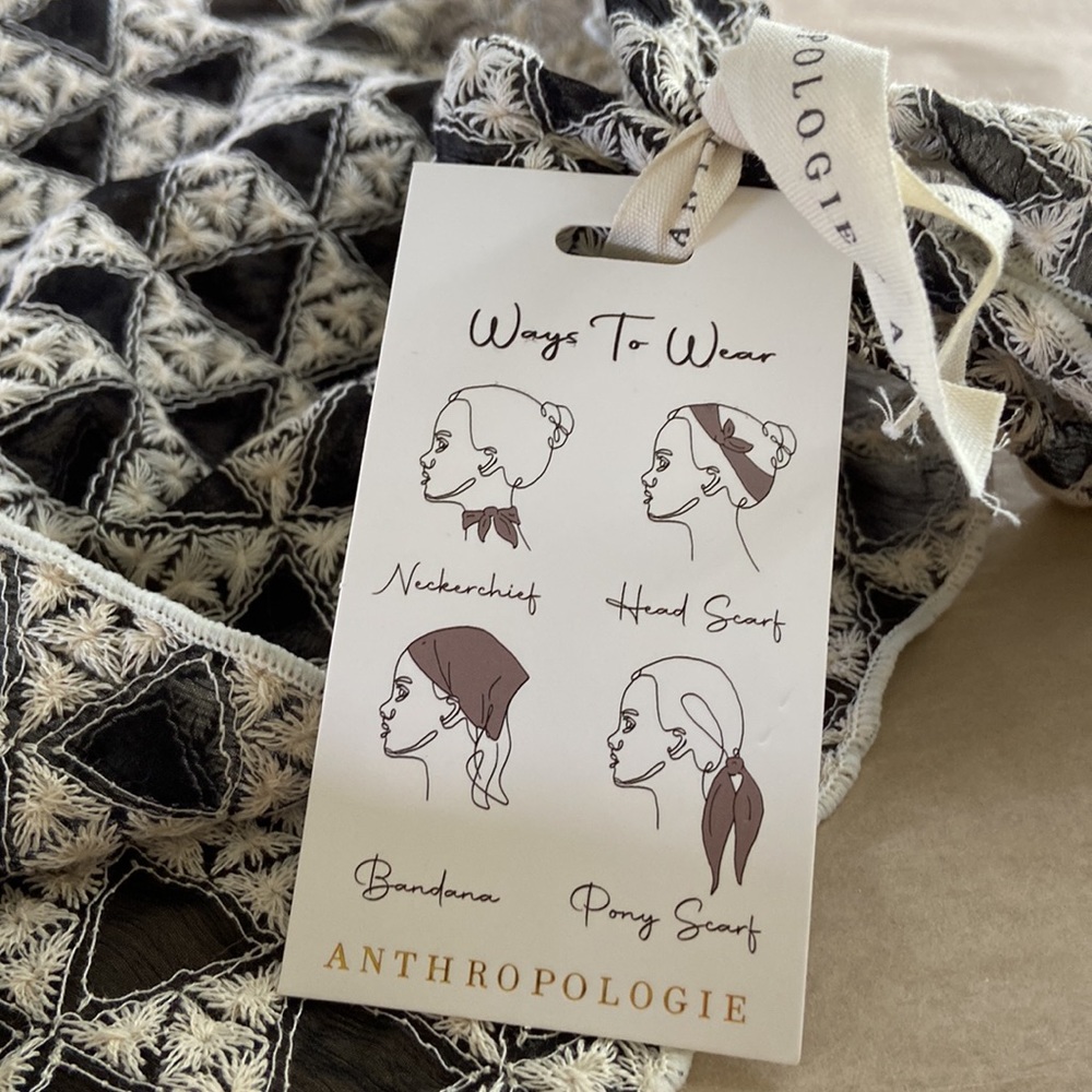 Patterned Triangle Hair Scarf - Picture 3 of 3